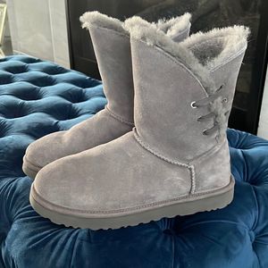 UGG Constantine Satin Ribbon Boots Sz 11